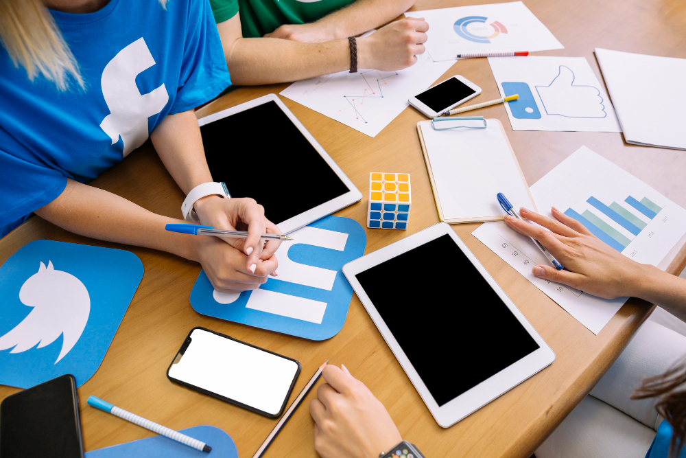 Social media engagement analysis of the most valued companies in the world